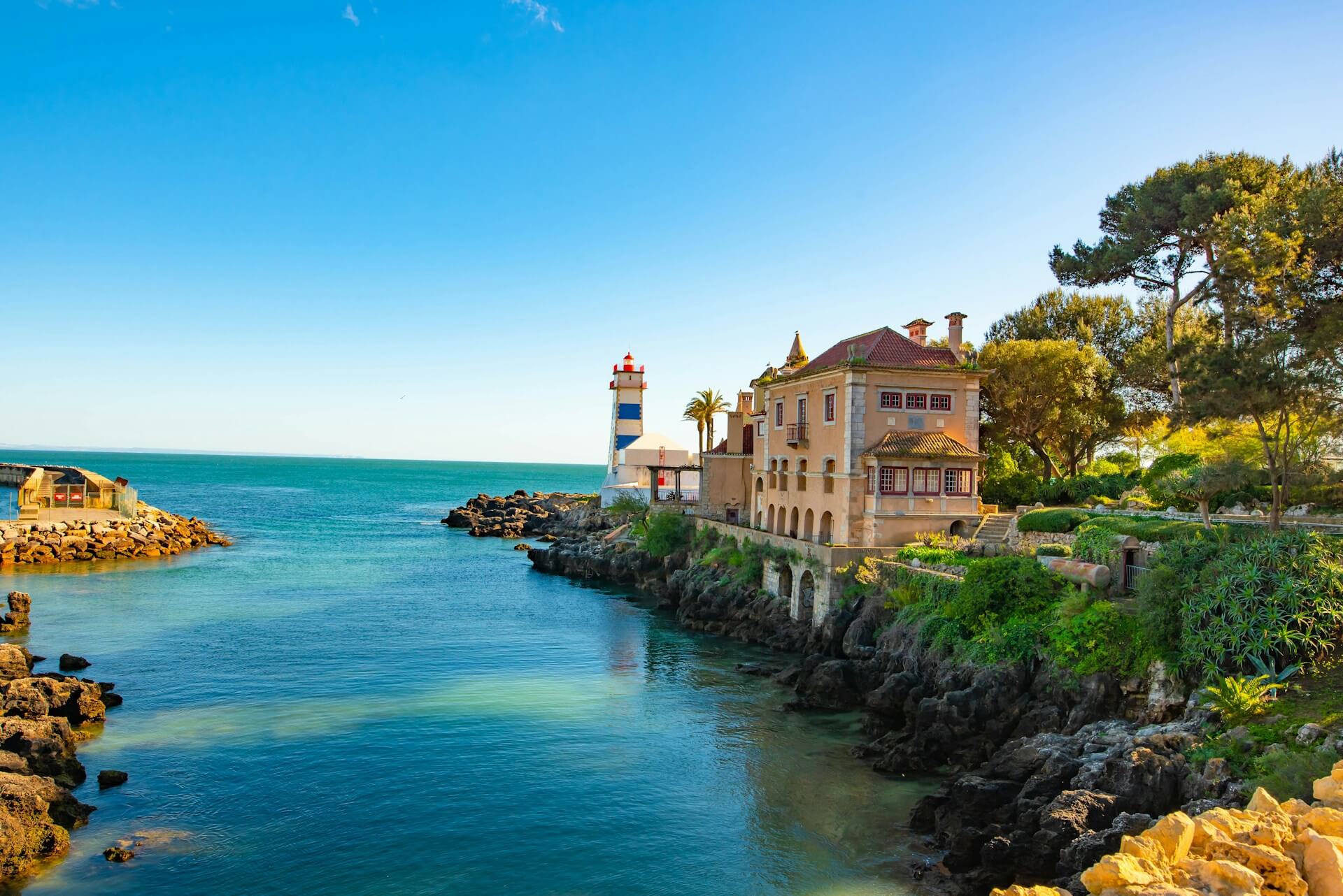 cascais-portugal-seaside-view